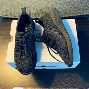 NIB Aldo Black Stuffed Bling Fashion Shoes Women’s (5)